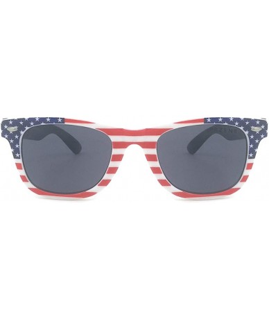 Oval vintage sunglasses for Women＆Men with American flag pattern - Red - CA18AK6L589 $32.18