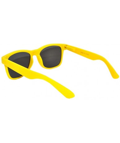 Wayfarer Ladies Yellow Frame Vintage Smoke Lens Sunglasses Retro 80's - C611QVO9593 $17.30